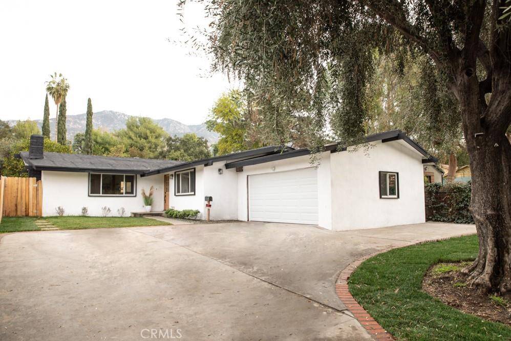 Altadena, CA 91001,227 E Altadena DR