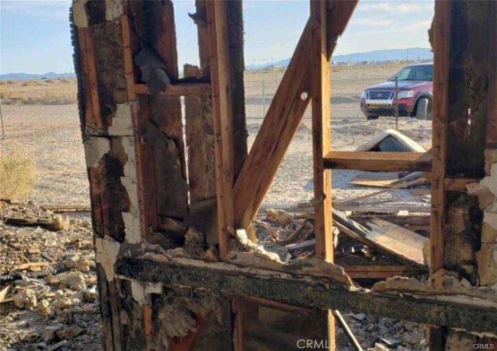 Thermal, CA 92274,2184 Riviera CT