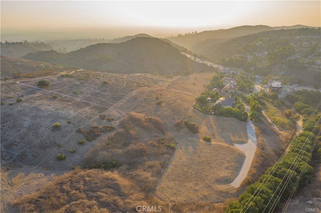 Hacienda Heights, CA 91745,15475 Skyline DR