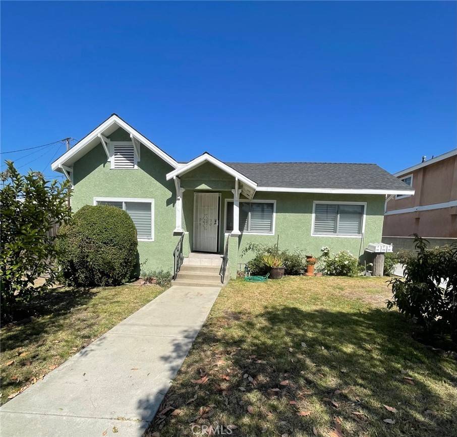 Inglewood, CA 90301,113 Davis DR