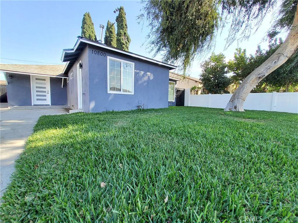 Lynwood, CA 90262,10800 San Miguel AVE