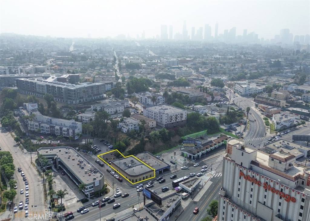 Los Angeles, CA 90004,222 N Virgil AVE