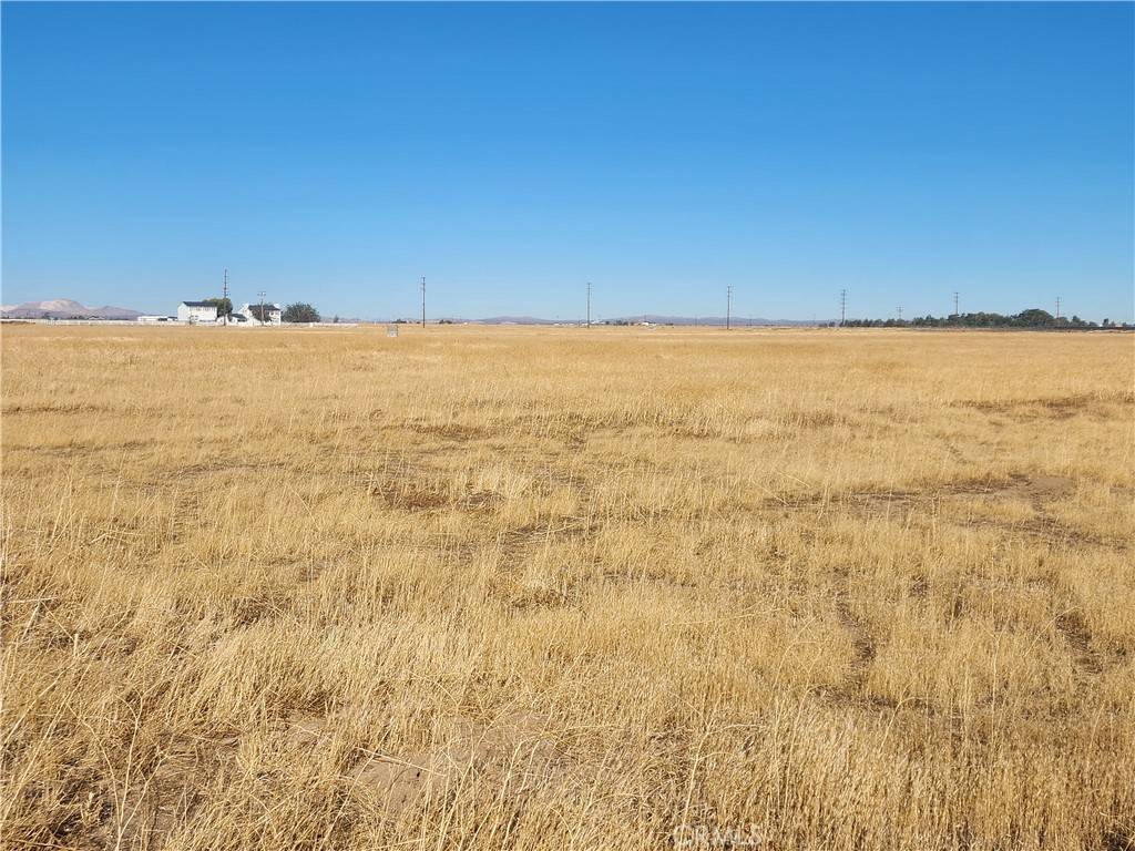 Lancaster, CA 93536,45638 80th ST W