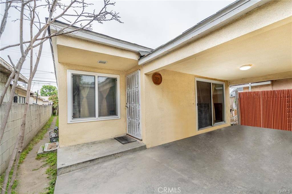 Inglewood, CA 90301,918 S Oak ST
