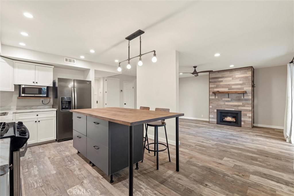 Huntington Beach, CA 92648,7422 Seastar #8