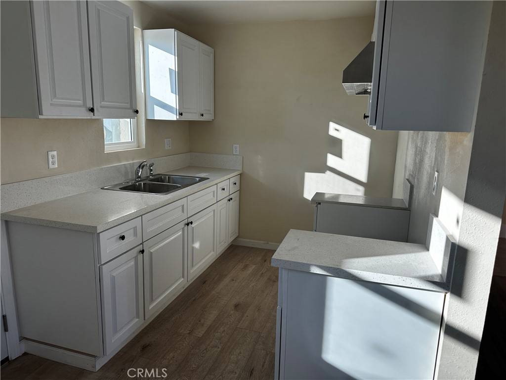 Compton, CA 90220,14423 S Keene AVE