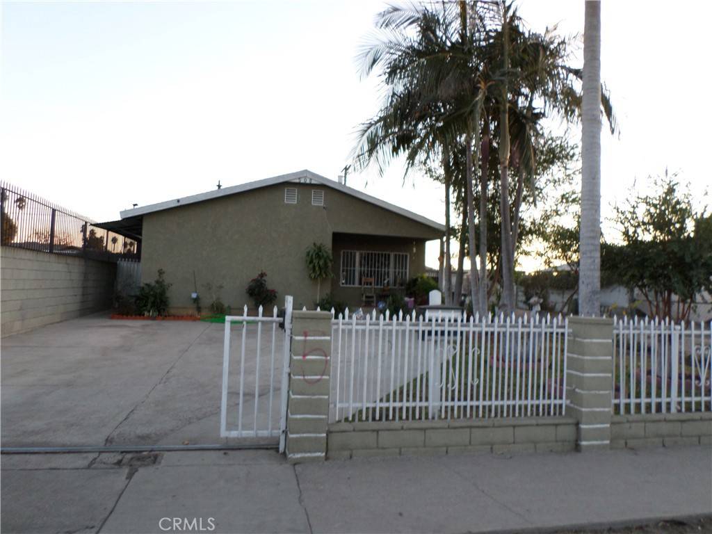 Los Angeles, CA 90003,508 E 65th ST