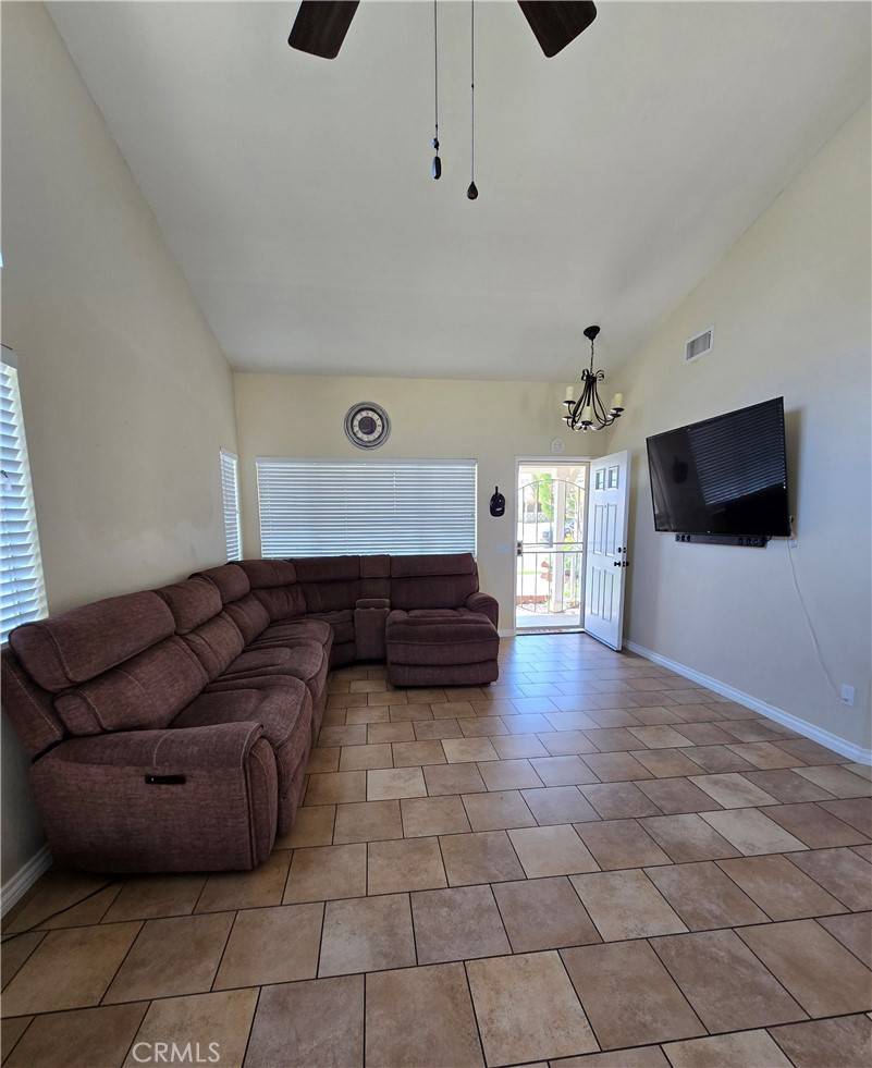 Lake Elsinore, CA 92530,29333 Breakwater ST