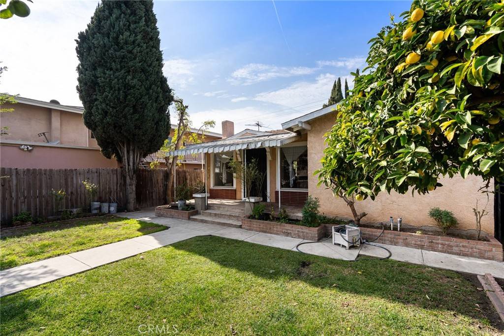Huntington Park, CA 90255,6337 Albany ST