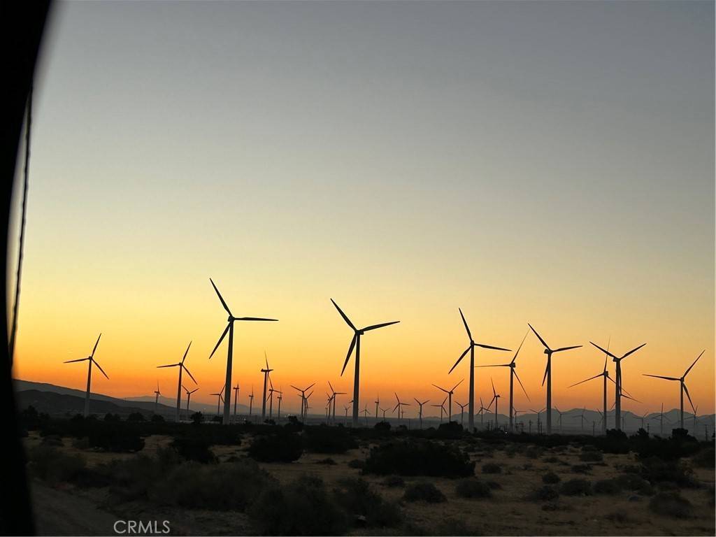 North Palm Springs, CA 92258,19790 Cooper RD