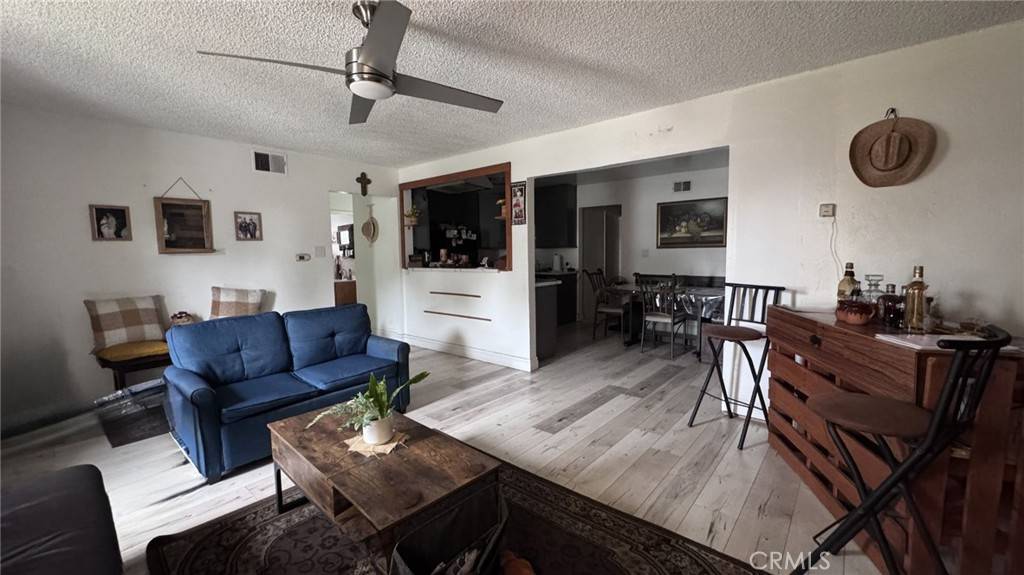 Lynwood, CA 90262,10813 State ST