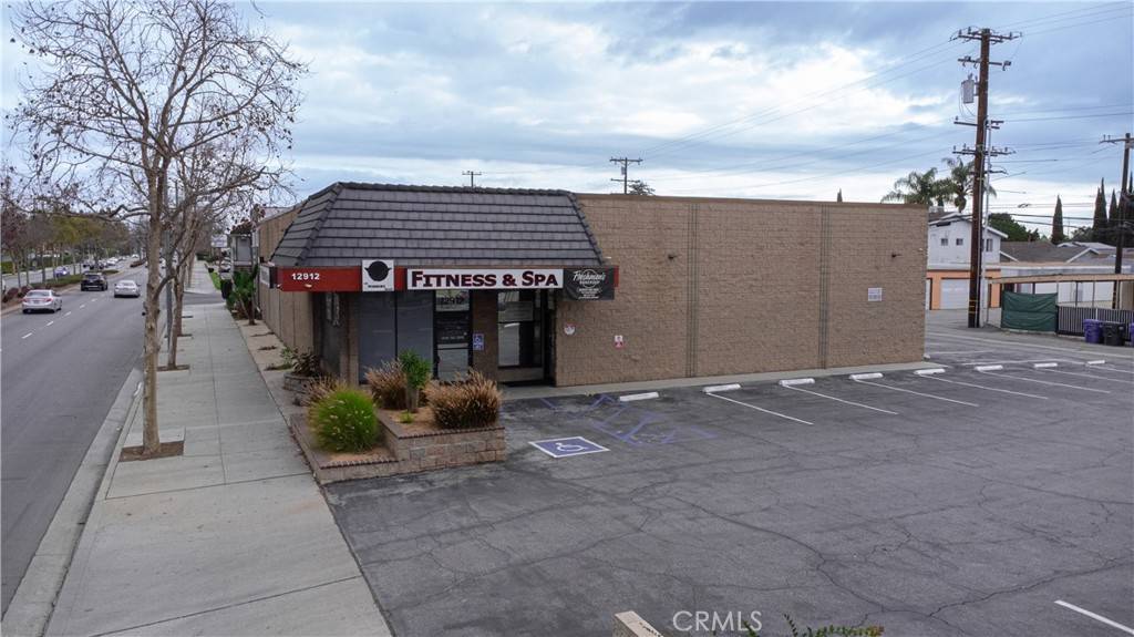 Downey, CA 90242,12912 Paramount BLVD