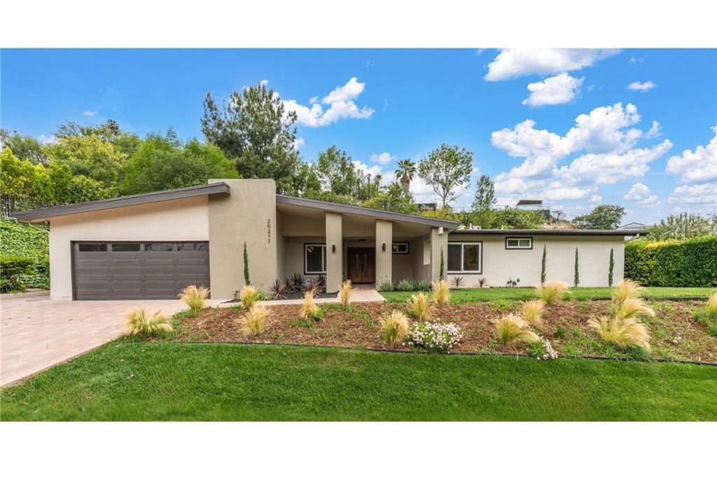 Woodland Hills, CA 91364,20217 Wells DR