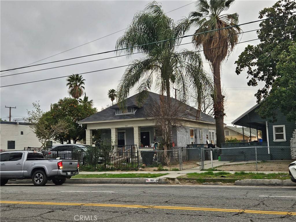 San Bernardino, CA 92410,987 W Rialto AVE