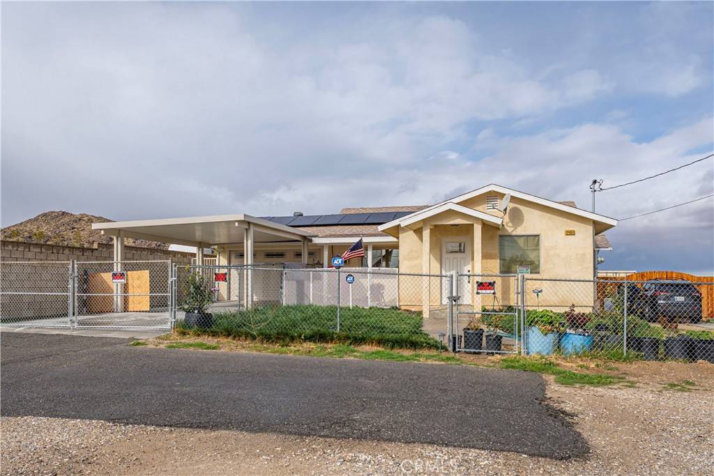 Lucerne Valley, CA 92356,9404 Mesa RD