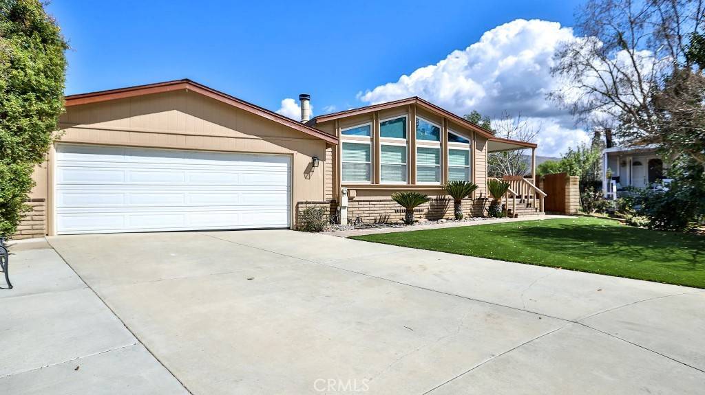Corona, CA 92883,10328 Dusty Lane CT