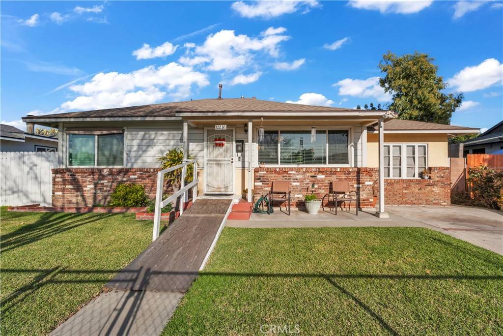 Norwalk, CA 90650,11236 Crossdale AVE