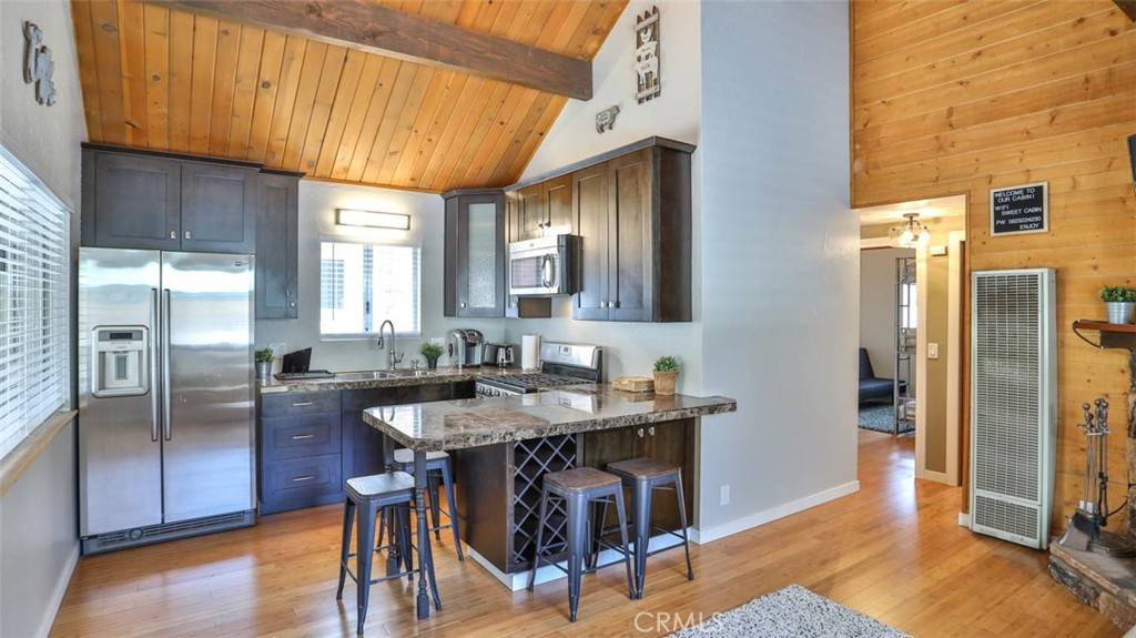 Running Springs, CA 92382,32905 Chipmunk LN