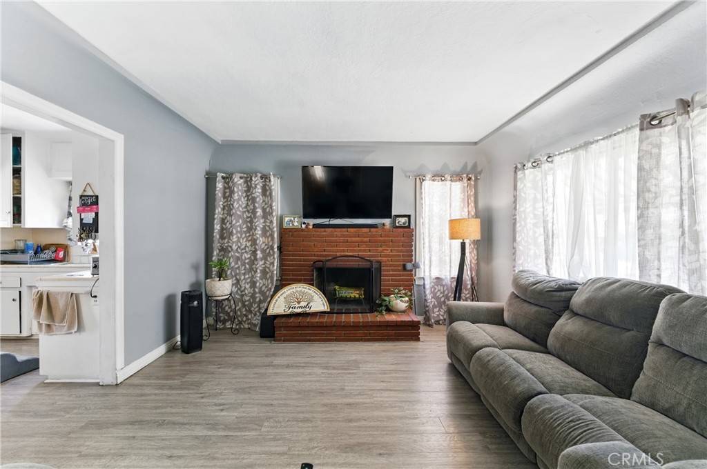 Lynwood, CA 90262,2965 Poplar DR