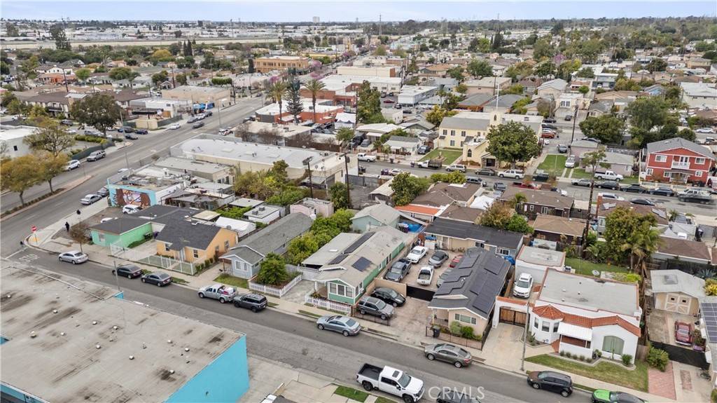 Long Beach, CA 90805,27 E Platt ST