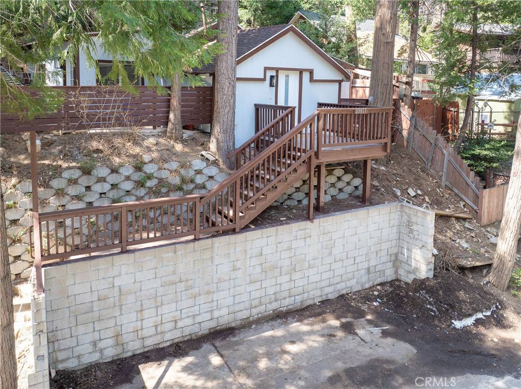 Crestline, CA 92325,23817 Crest Forest DR