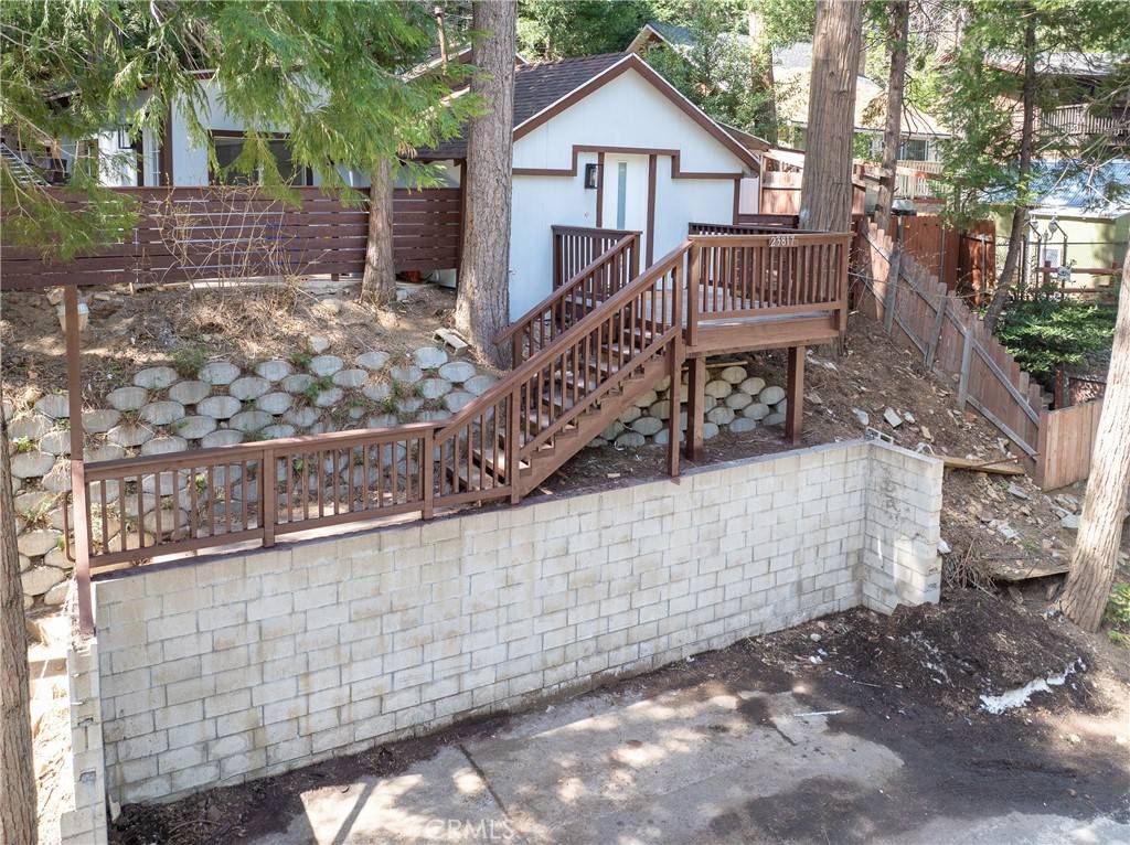Crestline, CA 92325,23817 Crest Forest DR