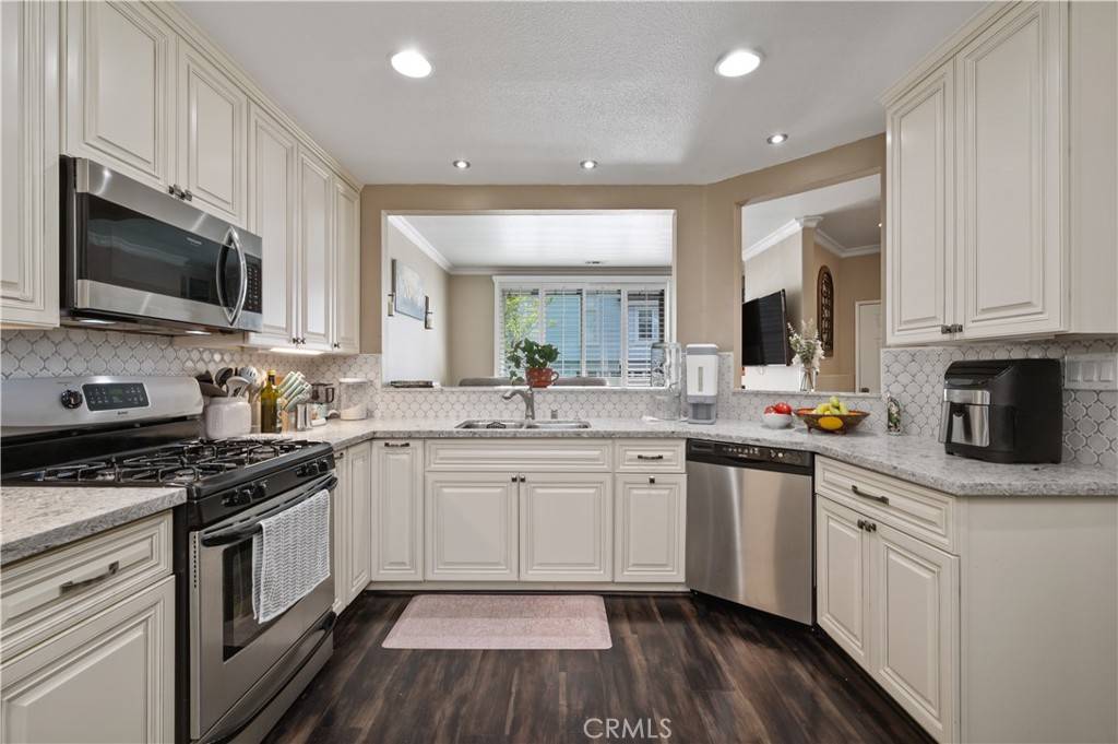 Corona, CA 92879,2225 Indigo Hills DR #3