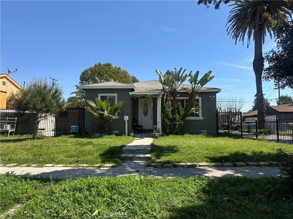 Compton, CA 90221,14618 Butler AVE