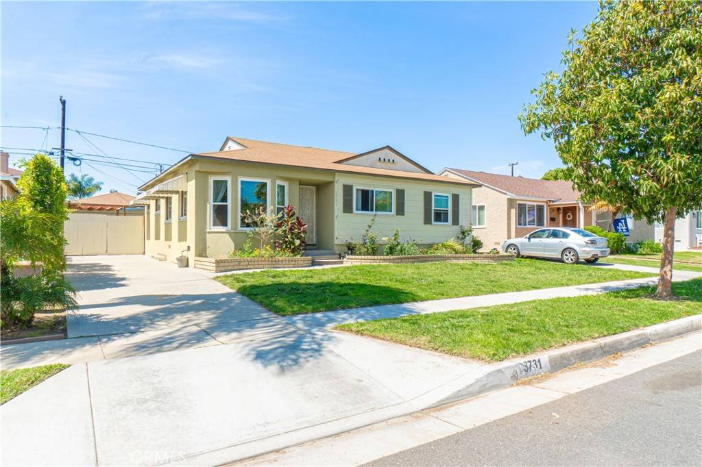 Long Beach, CA 90808,3731 Senasac AVE