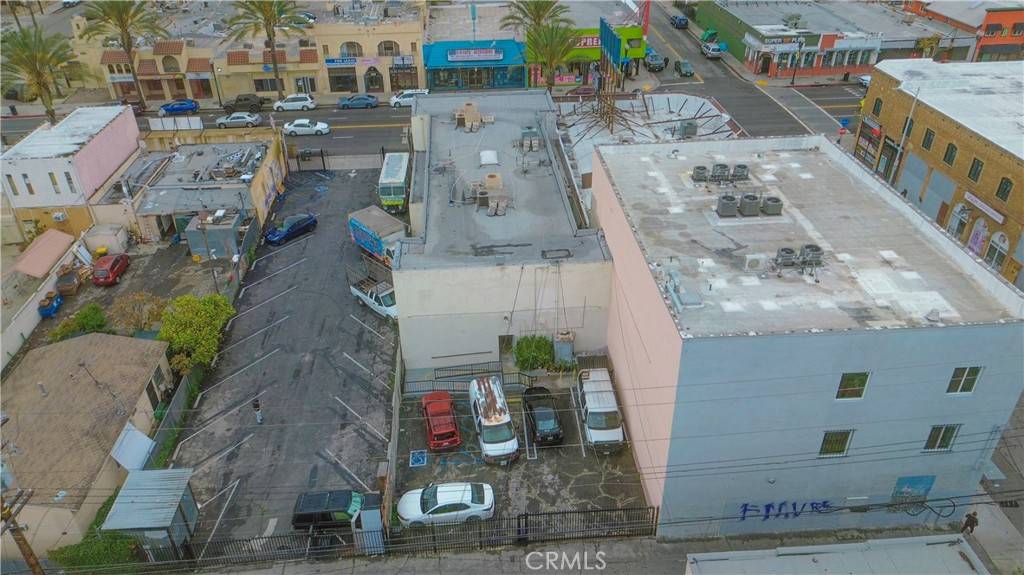 Los Angeles, CA 90022,4522 Whittier BLVD