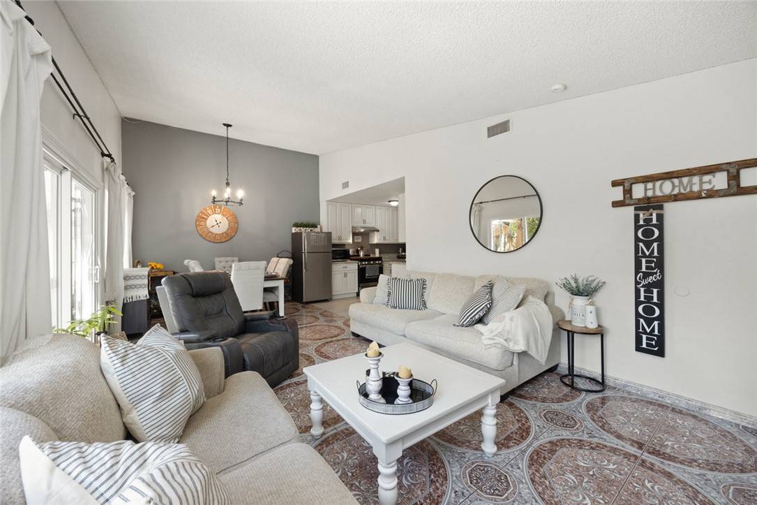Lake Elsinore, CA 92530,3701 Eisenhower DR