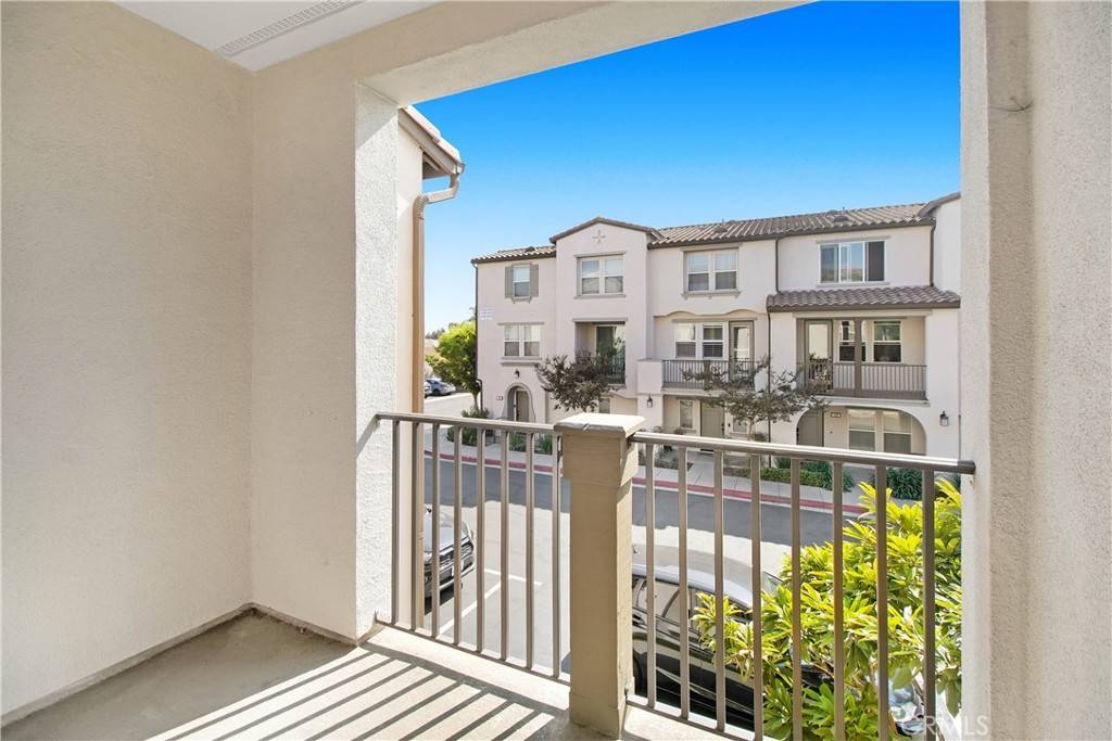 Montebello, CA 90640,1133 Calle Montana