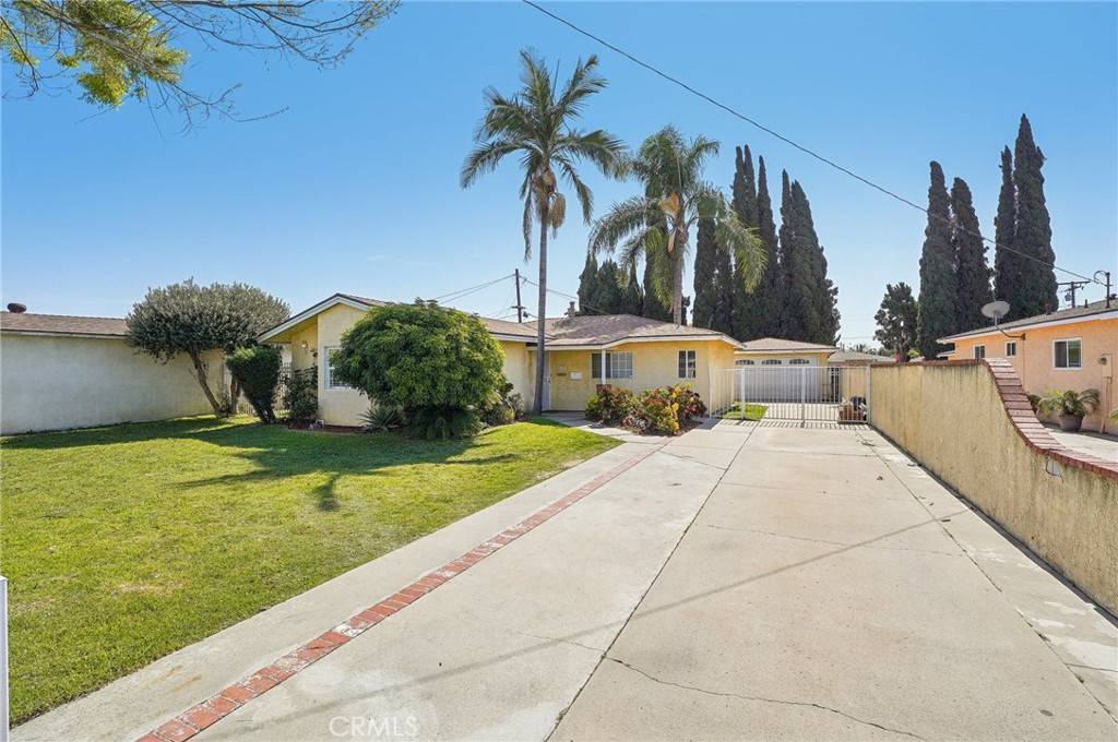 Downey, CA 90242,12916 Downey AVE