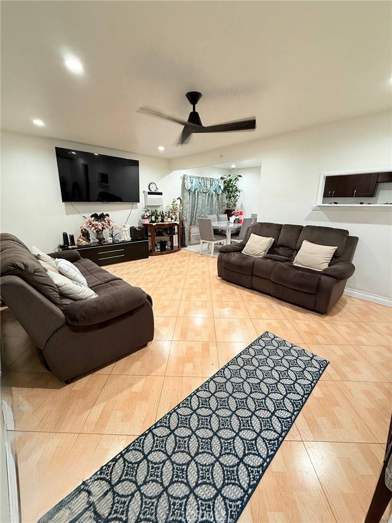 Rowland Heights, CA 91748,18016 Los Palacios