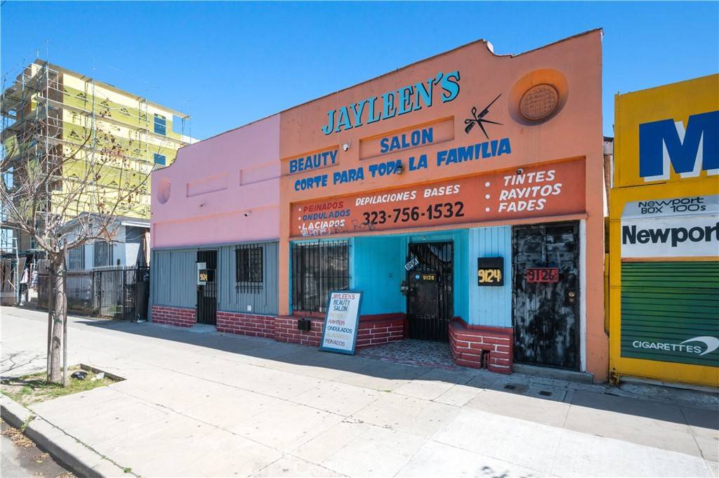 Los Angeles, CA 90044,9124 S Vermont AVE