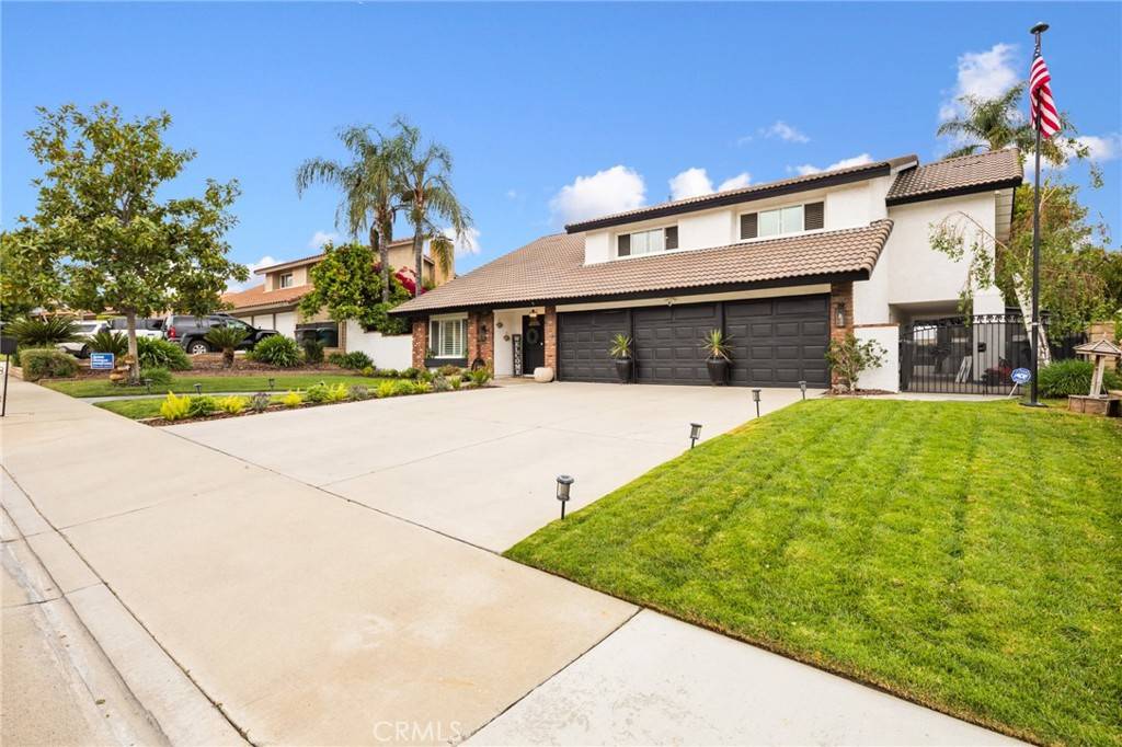 Riverside, CA 92506,6719 Redlands CT