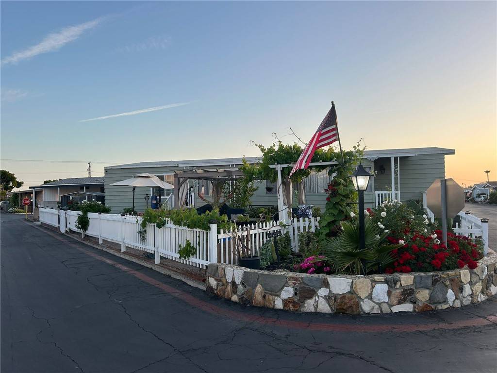 Glendora, CA 91740,201 E Arrow #12