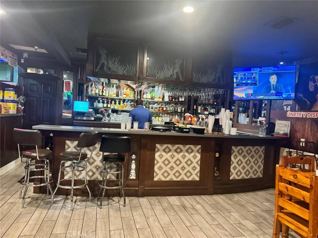 Huntington Park, CA 90255,7111 Pacific BLVD