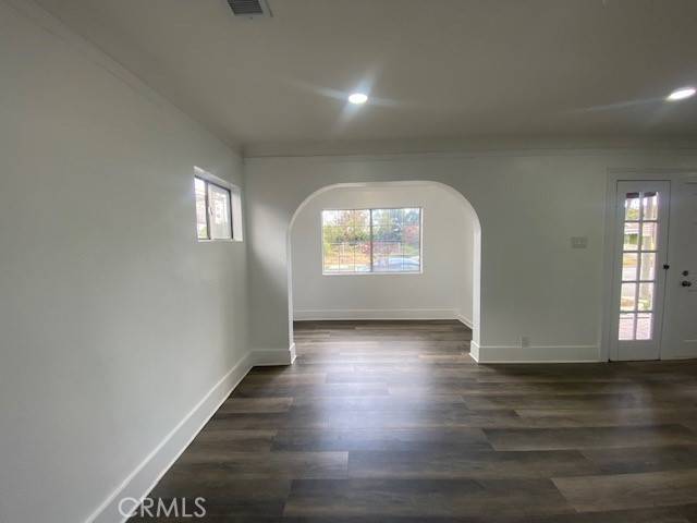 Long Beach, CA 90806,923 E 21st ST