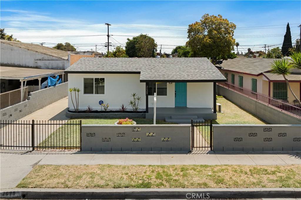 Compton, CA 90222,2628 E 126th ST