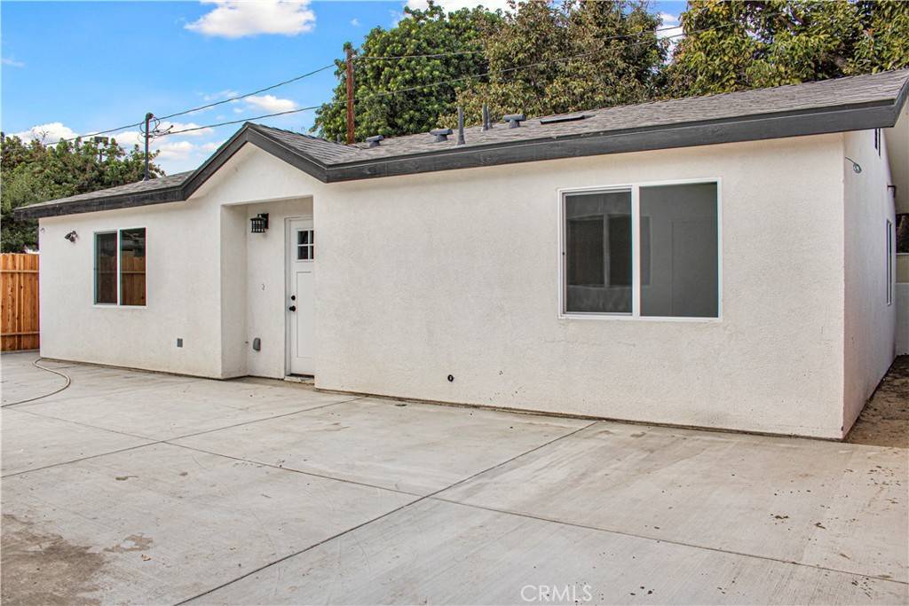 Paramount, CA 90723,6513 San Miguel ST