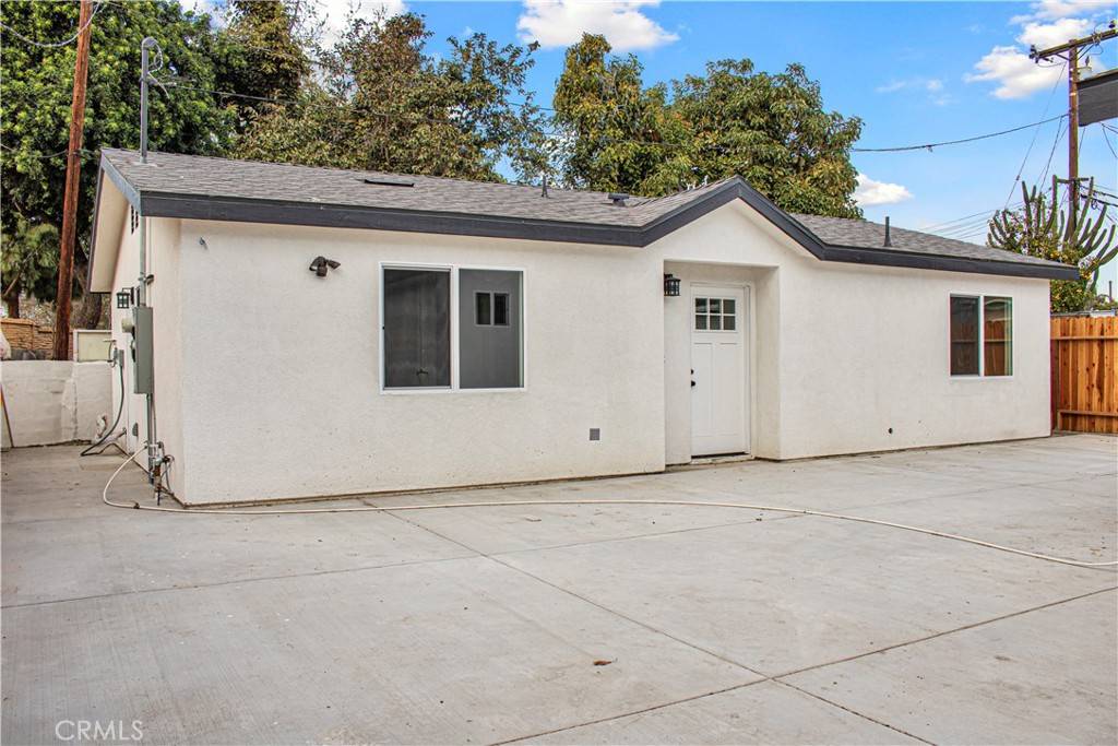 Paramount, CA 90723,6513 San Miguel ST