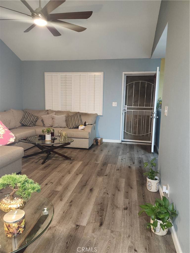 Whittier, CA 90604,14851 Mulberry DR #114