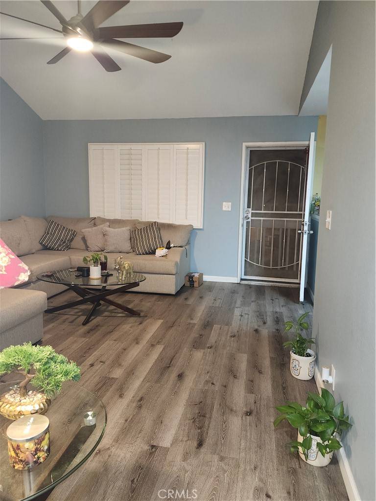 Whittier, CA 90604,14851 Mulberry DR #114