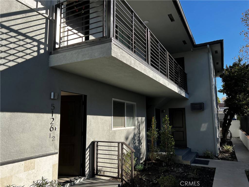 Valley Village, CA 91601,5126 Colfax AVE
