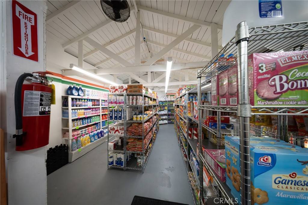 Huntington Park, CA 90255,8506 Santa Fe AVE