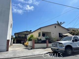 San Pedro, CA 90731,221 W 10th ST
