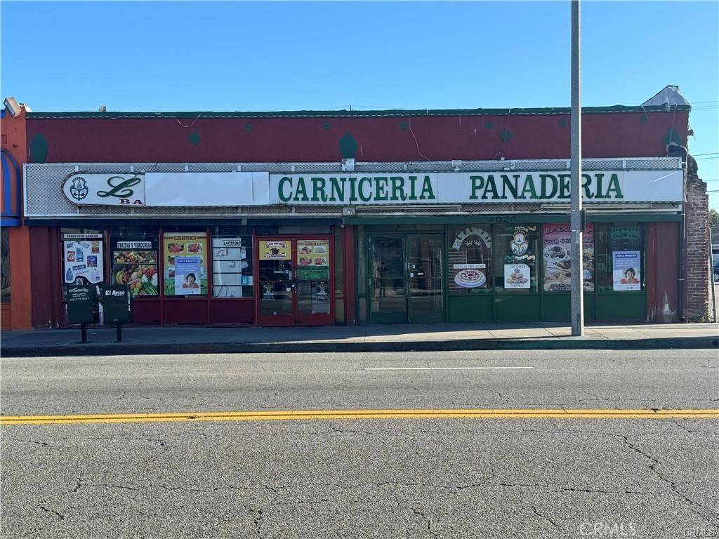 Bell, CA 90201,4026 Gage AVE