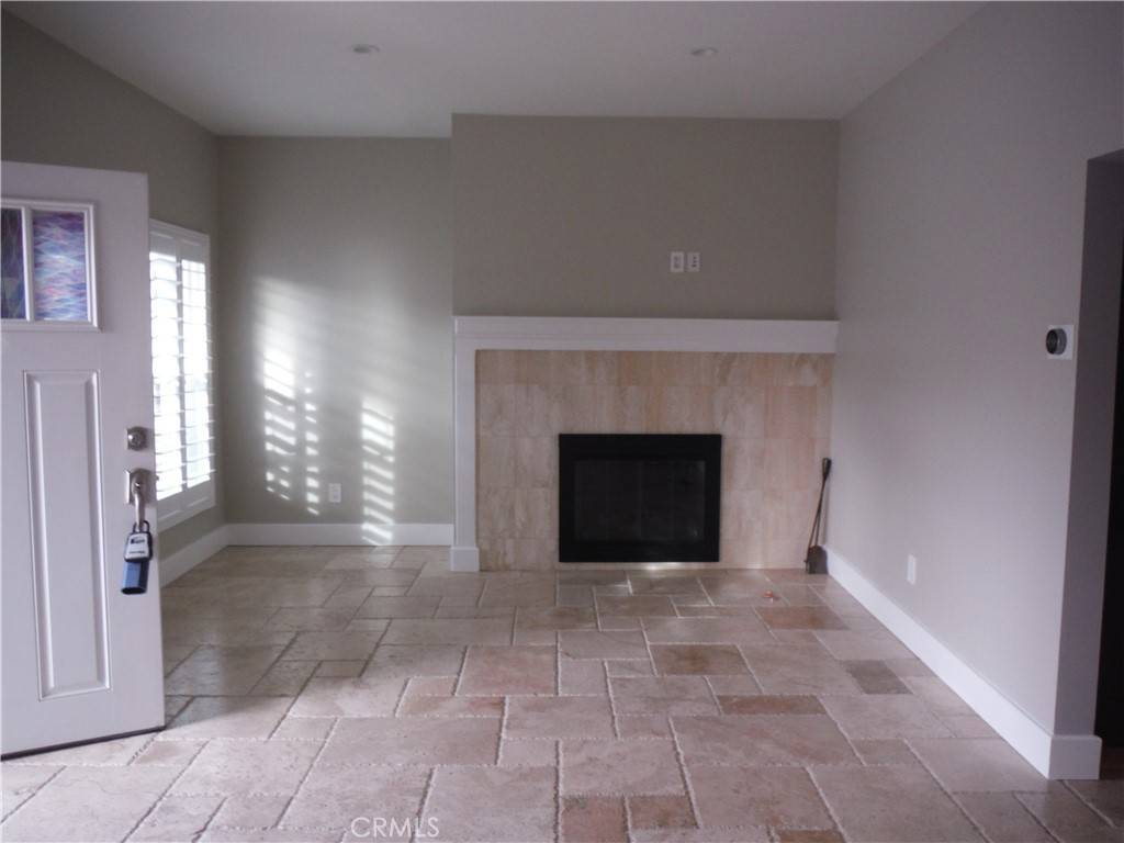 Long Beach, CA 90803,122 Roycroft AVE #A