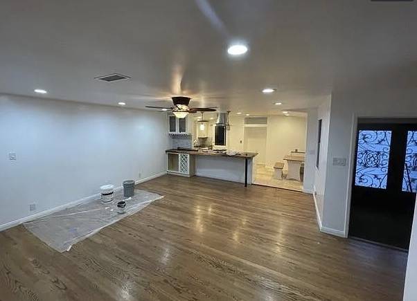 Downey, CA 90241,10502 Pangborn Ave